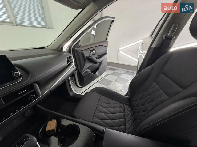 Бежевый Ниссан Rogue, объемом двигателя 1.5 л и пробегом 39 тыс. км за 21999 $, фото 31 на Automoto.ua