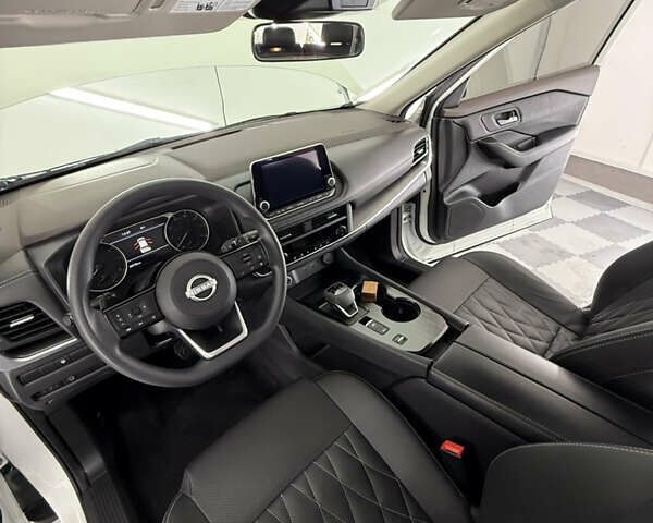 Бежевый Ниссан Rogue, объемом двигателя 1.5 л и пробегом 39 тыс. км за 21999 $, фото 68 на Automoto.ua