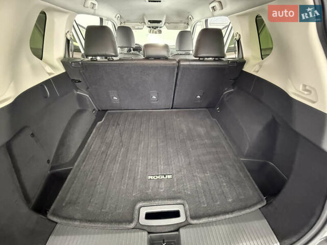 Бежевый Ниссан Rogue, объемом двигателя 1.5 л и пробегом 39 тыс. км за 21999 $, фото 47 на Automoto.ua