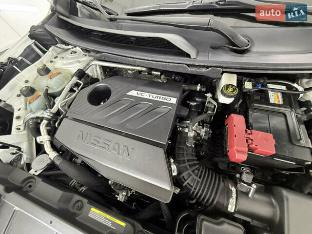 Бежевый Ниссан Rogue, объемом двигателя 1.5 л и пробегом 39 тыс. км за 21999 $, фото 62 на Automoto.ua