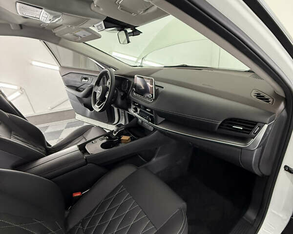 Бежевый Ниссан Rogue, объемом двигателя 1.5 л и пробегом 39 тыс. км за 21999 $, фото 75 на Automoto.ua