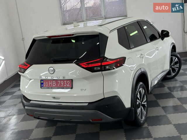 Бежевый Ниссан Rogue, объемом двигателя 1.5 л и пробегом 39 тыс. км за 21999 $, фото 97 на Automoto.ua