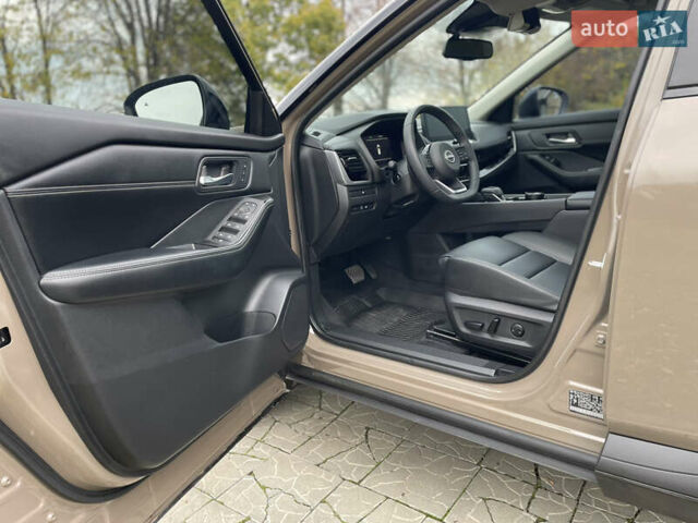 Бежевий Ніссан Rogue, об'ємом двигуна 1.5 л та пробігом 6 тис. км за 28800 $, фото 19 на Automoto.ua