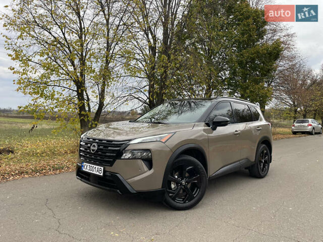 Бежевий Ніссан Rogue, об'ємом двигуна 1.5 л та пробігом 6 тис. км за 28800 $, фото 10 на Automoto.ua