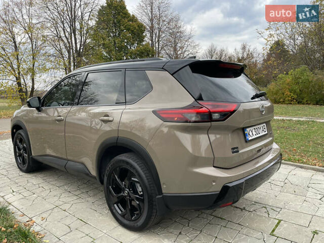 Бежевий Ніссан Rogue, об'ємом двигуна 1.5 л та пробігом 6 тис. км за 28800 $, фото 2 на Automoto.ua