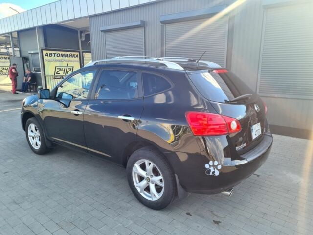Черный Ниссан Rogue, объемом двигателя 2.5 л и пробегом 274 тыс. км за 8200 $, фото 4 на Automoto.ua