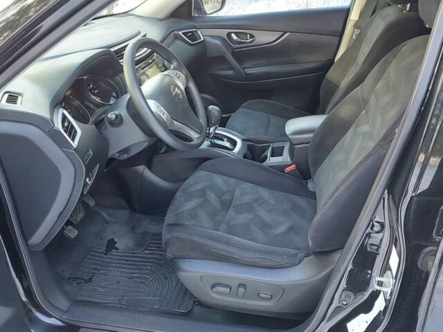 Черный Ниссан Rogue, объемом двигателя 2.5 л и пробегом 252 тыс. км за 11300 $, фото 7 на Automoto.ua