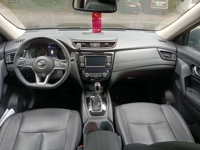 Черный Ниссан Rogue, объемом двигателя 2.5 л и пробегом 146 тыс. км за 16400 $, фото 12 на Automoto.ua