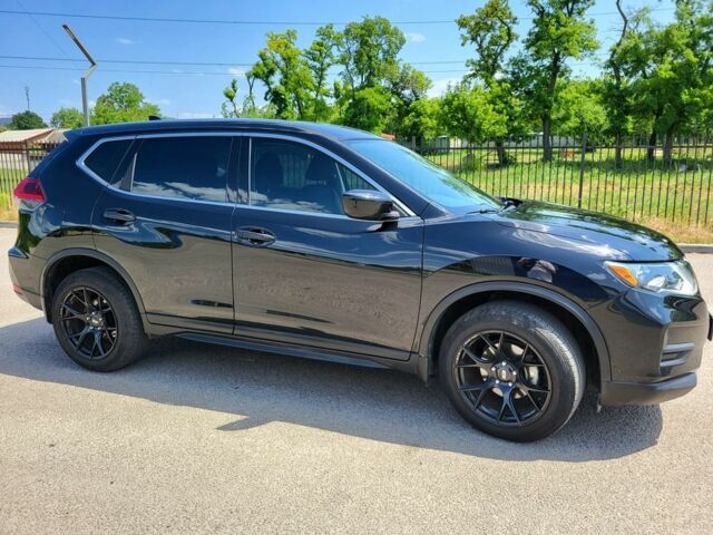 Черный Ниссан Rogue, объемом двигателя 2.5 л и пробегом 132 тыс. км за 14500 $, фото 8 на Automoto.ua