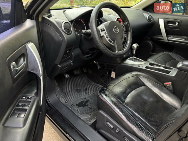 Черный Ниссан Rogue, объемом двигателя 2.5 л и пробегом 286 тыс. км за 6650 $, фото 7 на Automoto.ua