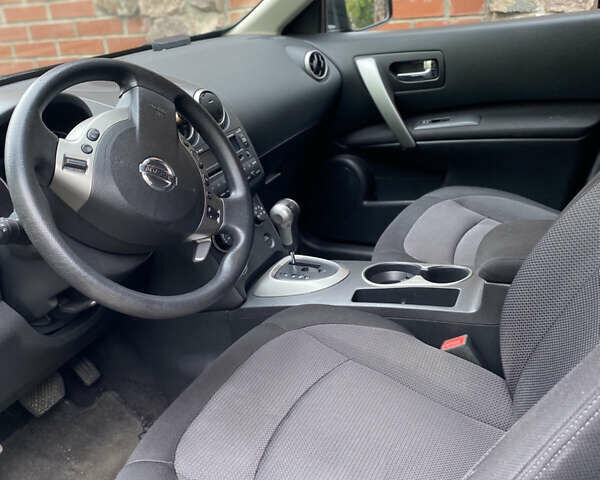 Черный Ниссан Rogue, объемом двигателя 2.5 л и пробегом 145 тыс. км за 8999 $, фото 1 на Automoto.ua