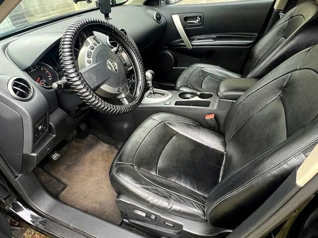 Черный Ниссан Rogue, объемом двигателя 2.5 л и пробегом 110 тыс. км за 8900 $, фото 5 на Automoto.ua