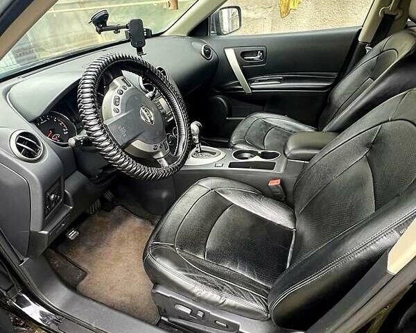 Черный Ниссан Rogue, объемом двигателя 2.5 л и пробегом 110 тыс. км за 8900 $, фото 4 на Automoto.ua