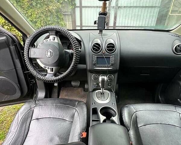 Черный Ниссан Rogue, объемом двигателя 2.5 л и пробегом 110 тыс. км за 8900 $, фото 5 на Automoto.ua