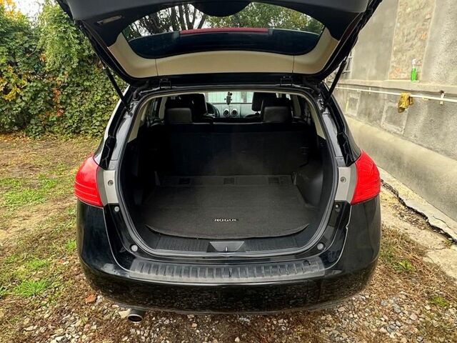 Черный Ниссан Rogue, объемом двигателя 2.5 л и пробегом 110 тыс. км за 8900 $, фото 3 на Automoto.ua