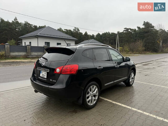 Черный Ниссан Rogue, объемом двигателя 2.49 л и пробегом 318 тыс. км за 8400 $, фото 7 на Automoto.ua