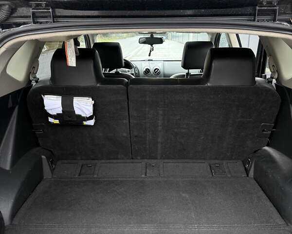 Черный Ниссан Rogue, объемом двигателя 2.49 л и пробегом 318 тыс. км за 8400 $, фото 14 на Automoto.ua