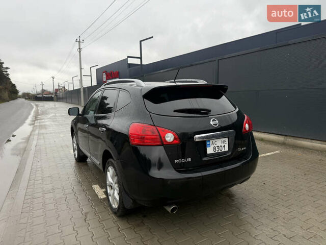 Черный Ниссан Rogue, объемом двигателя 2.49 л и пробегом 318 тыс. км за 8400 $, фото 10 на Automoto.ua