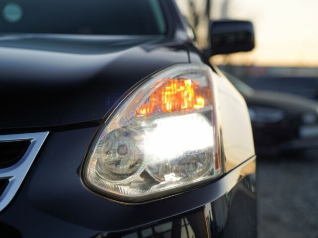 Ниссан Rogue 2013 в Черновцах на Automoto.ua Черный Ниссан Rogue, объемом двигателя 2.5 л и пробегом 212 тыс. км за 12500 $, фото 4 на Automoto.ua