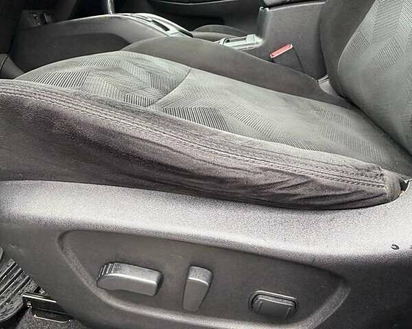 Чорний Ніссан Rogue, об'ємом двигуна 2.49 л та пробігом 255 тис. км за 10800 $, фото 12 на Automoto.ua