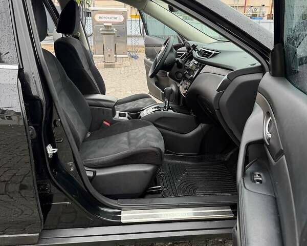 Чорний Ніссан Rogue, об'ємом двигуна 2.49 л та пробігом 255 тис. км за 10800 $, фото 4 на Automoto.ua