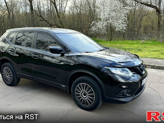 Черный Ниссан Rogue, объемом двигателя 2.5 л и пробегом 217 тыс. км за 10900 $, фото 2 на Automoto.ua