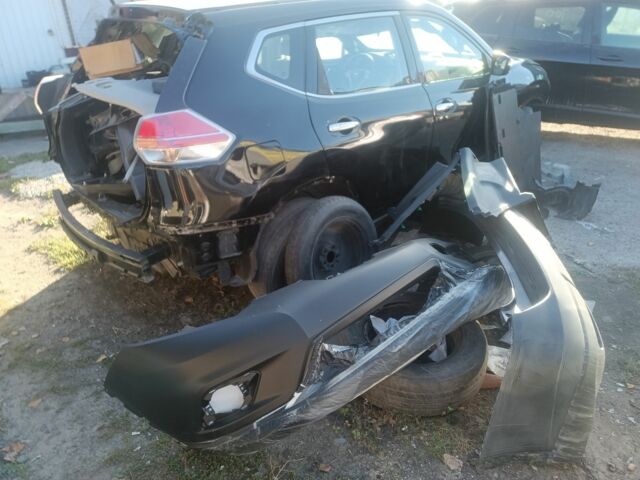 Черный Ниссан Rogue, объемом двигателя 0 л и пробегом 150 тыс. км за 7200 $, фото 5 на Automoto.ua