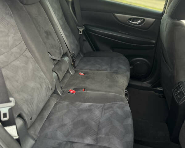 Черный Ниссан Rogue, объемом двигателя 2.5 л и пробегом 192 тыс. км за 11999 $, фото 19 на Automoto.ua