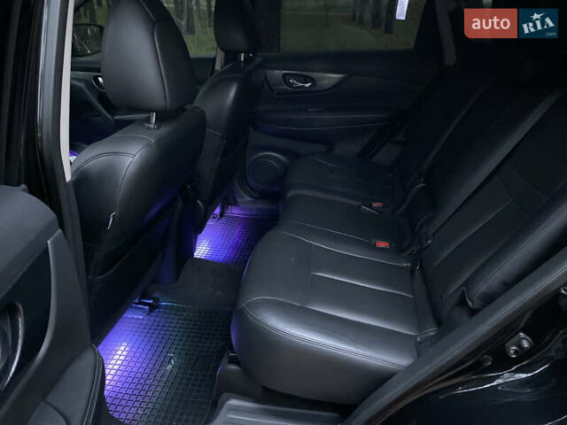 Черный Ниссан Rogue, объемом двигателя 2.5 л и пробегом 191 тыс. км за 12000 $, фото 13 на Automoto.ua