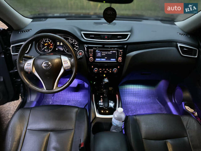 Черный Ниссан Rogue, объемом двигателя 2.5 л и пробегом 191 тыс. км за 12000 $, фото 15 на Automoto.ua