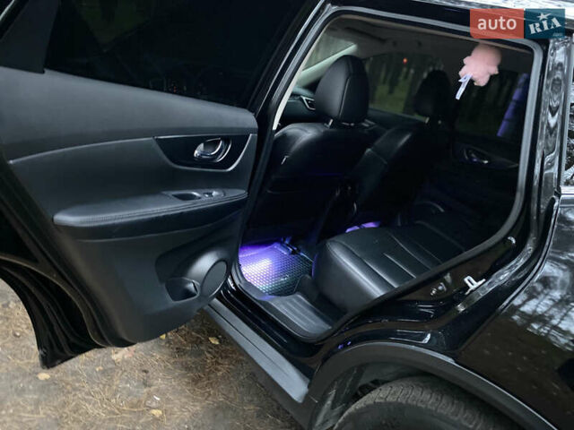 Черный Ниссан Rogue, объемом двигателя 2.5 л и пробегом 191 тыс. км за 12000 $, фото 12 на Automoto.ua