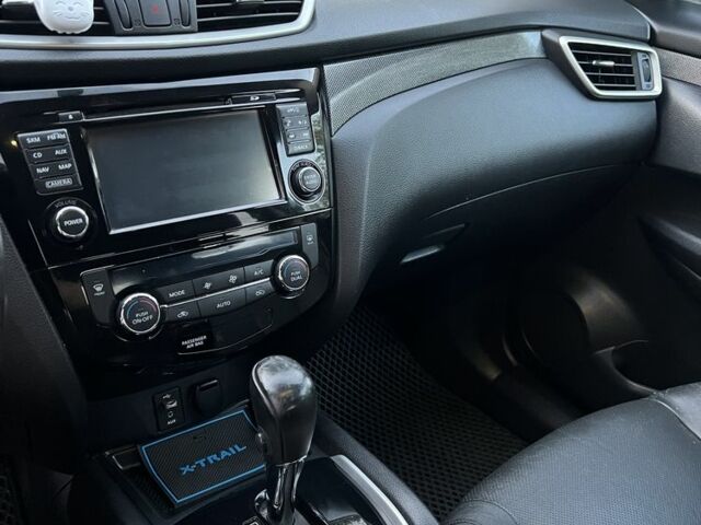 Чорний Ніссан Rogue, об'ємом двигуна 2.49 л та пробігом 167 тис. км за 14000 $, фото 2 на Automoto.ua