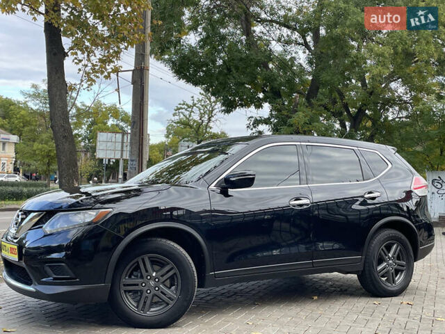 Черный Ниссан Rogue, объемом двигателя 2.49 л и пробегом 192 тыс. км за 12999 $, фото 3 на Automoto.ua