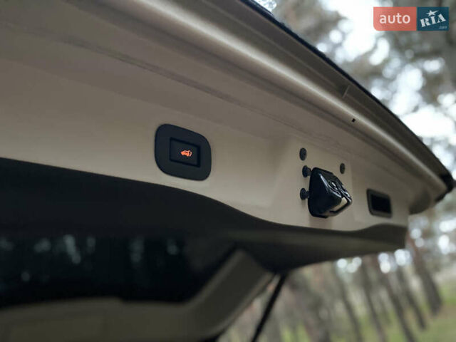 Черный Ниссан Rogue, объемом двигателя 2.5 л и пробегом 191 тыс. км за 12000 $, фото 25 на Automoto.ua