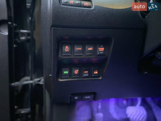 Черный Ниссан Rogue, объемом двигателя 2.5 л и пробегом 191 тыс. км за 12000 $, фото 22 на Automoto.ua