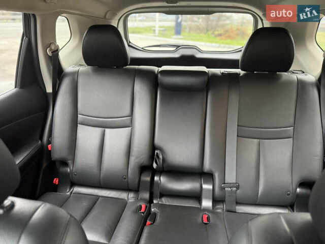 Чорний Ніссан Rogue, об'ємом двигуна 2.5 л та пробігом 127 тис. км за 13700 $, фото 39 на Automoto.ua