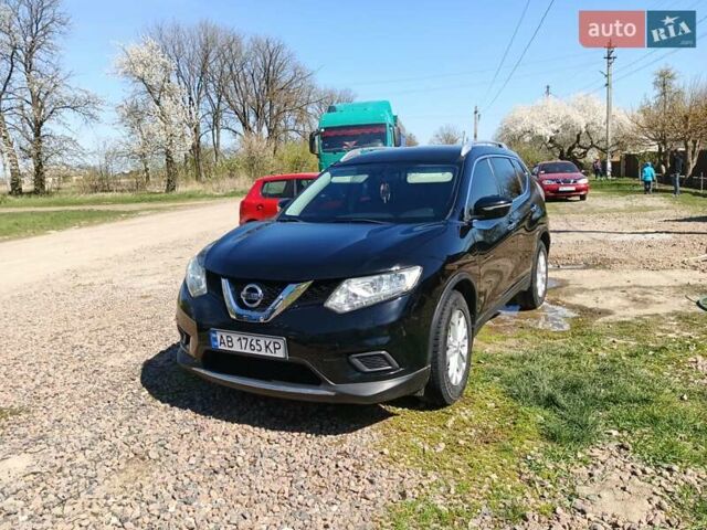 Черный Ниссан Rogue, объемом двигателя 2.5 л и пробегом 204 тыс. км за 13500 $, фото 2 на Automoto.ua