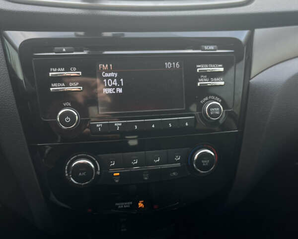 Черный Ниссан Rogue, объемом двигателя 2.5 л и пробегом 192 тыс. км за 11999 $, фото 13 на Automoto.ua