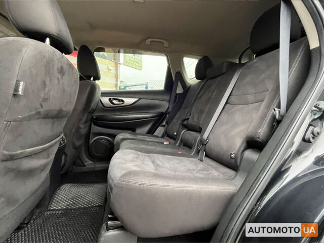 Черный Ниссан Rogue, объемом двигателя 2.5 л и пробегом 191 тыс. км за 13300 $, фото 17 на Automoto.ua