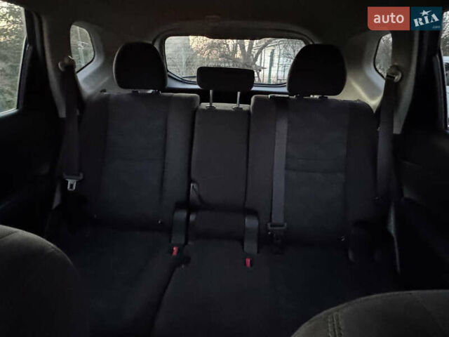 Чорний Ніссан Rogue, об'ємом двигуна 2.5 л та пробігом 150 тис. км за 11250 $, фото 45 на Automoto.ua