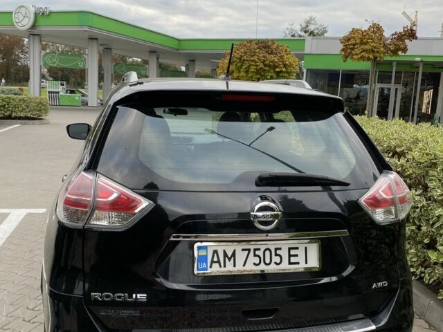 Черный Ниссан Rogue, объемом двигателя 2.5 л и пробегом 267 тыс. км за 9500 $, фото 3 на Automoto.ua