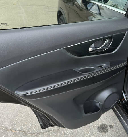 Ніссан Rogue 2015 у Миколаєві на Automoto.ua Чорний Ніссан Rogue, об'ємом двигуна 2.5 л та пробігом 132 тис. км за 14500 $, фото 16 на Automoto.ua