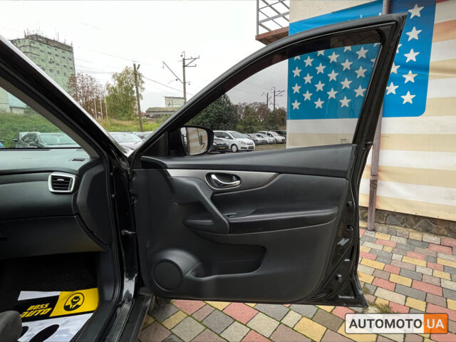 Черный Ниссан Rogue, объемом двигателя 2.5 л и пробегом 191 тыс. км за 13300 $, фото 23 на Automoto.ua