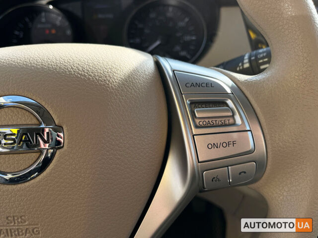 Черный Ниссан Rogue, объемом двигателя 2.5 л и пробегом 164 тыс. км за 12300 $, фото 17 на Automoto.ua