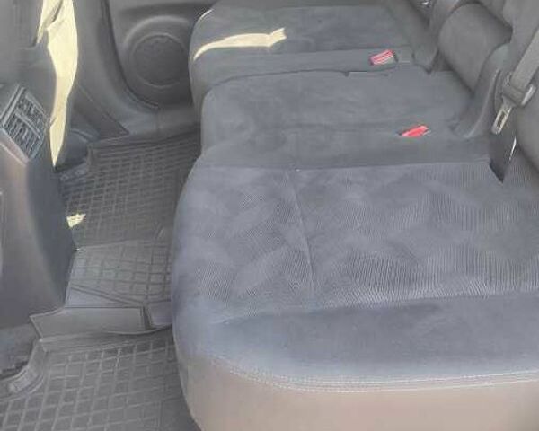 Чорний Ніссан Rogue, об'ємом двигуна 2.5 л та пробігом 127 тис. км за 12499 $, фото 7 на Automoto.ua