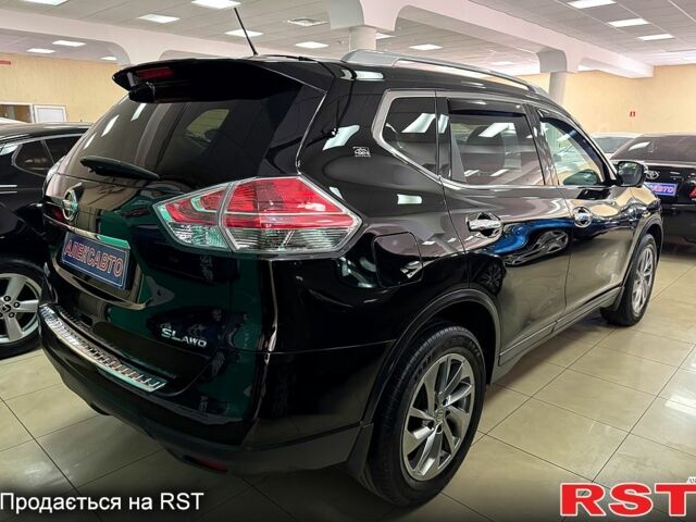 Черный Ниссан Rogue, объемом двигателя 25 л и пробегом 152 тыс. км за 13600 $, фото 8 на Automoto.ua