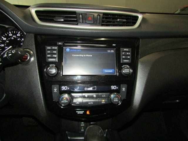 Черный Ниссан Rogue, объемом двигателя 2.5 л и пробегом 162 тыс. км за 11200 $, фото 7 на Automoto.ua