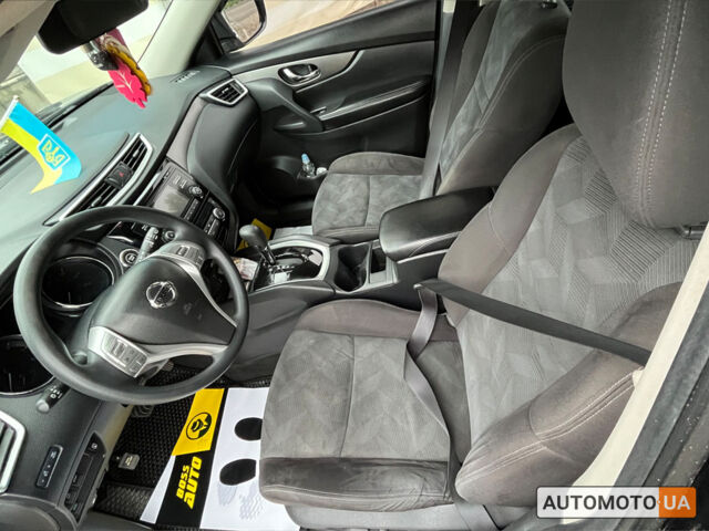 Черный Ниссан Rogue, объемом двигателя 2.5 л и пробегом 191 тыс. км за 13300 $, фото 11 на Automoto.ua