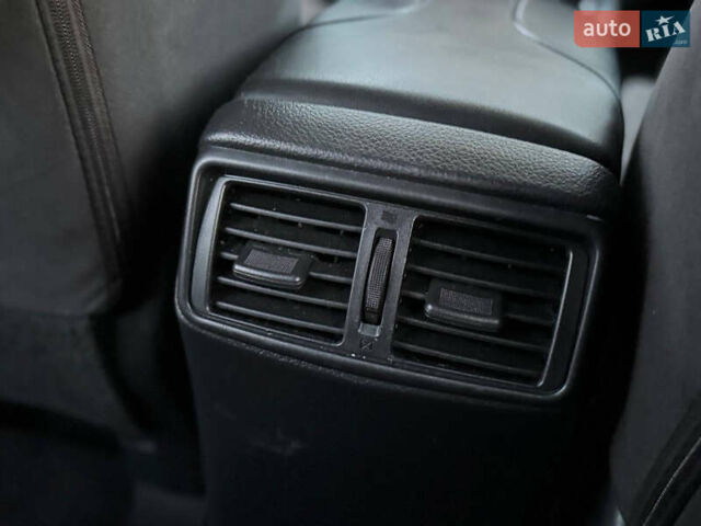 Чорний Ніссан Rogue, об'ємом двигуна 2.5 л та пробігом 150 тис. км за 11250 $, фото 59 на Automoto.ua