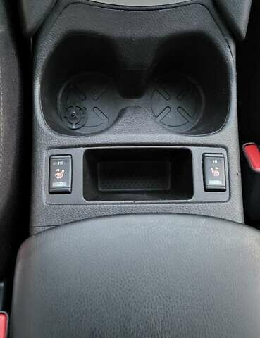 Черный Ниссан Rogue, объемом двигателя 2.5 л и пробегом 165 тыс. км за 13990 $, фото 9 на Automoto.ua